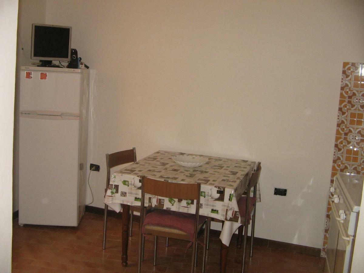 Apartamento Bilocale Patti Exterior foto